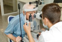 Сравнение хирургических методов лечения катаракты: плюсы и минусы для пациента